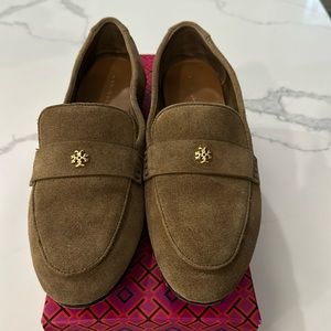 Tory Burch suede ballet loafers size 8 in the color “river rock”. Barely worn.